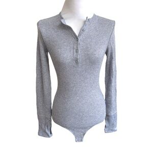 NWT Express Gray Knit Long Sleeve Fitted Bodysuit Size S